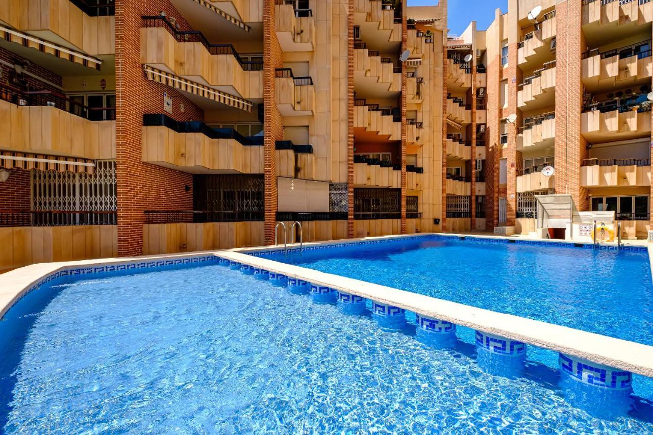 Holiday Studio Jardin Playa Torrevieja Exteriör bild