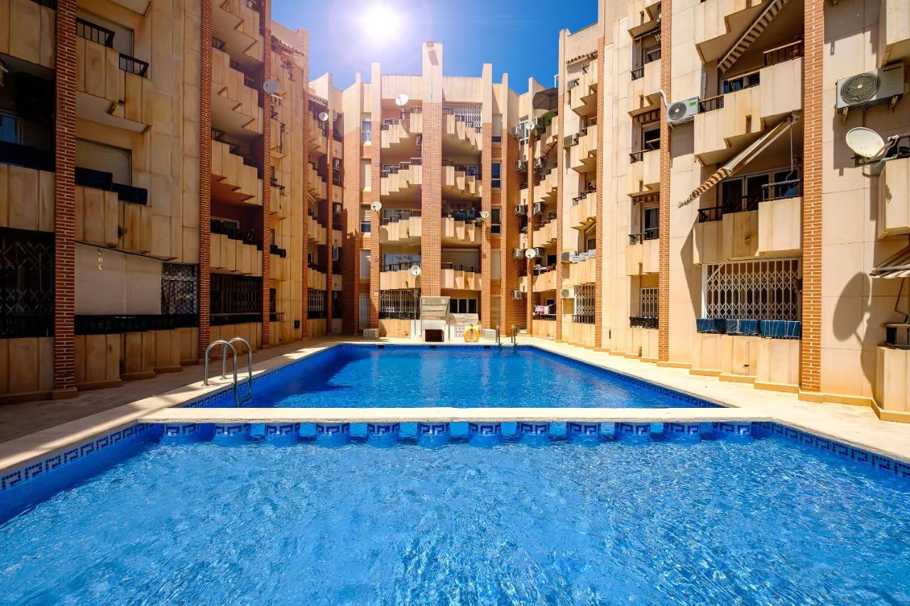 Holiday Studio Jardin Playa Torrevieja Exteriör bild